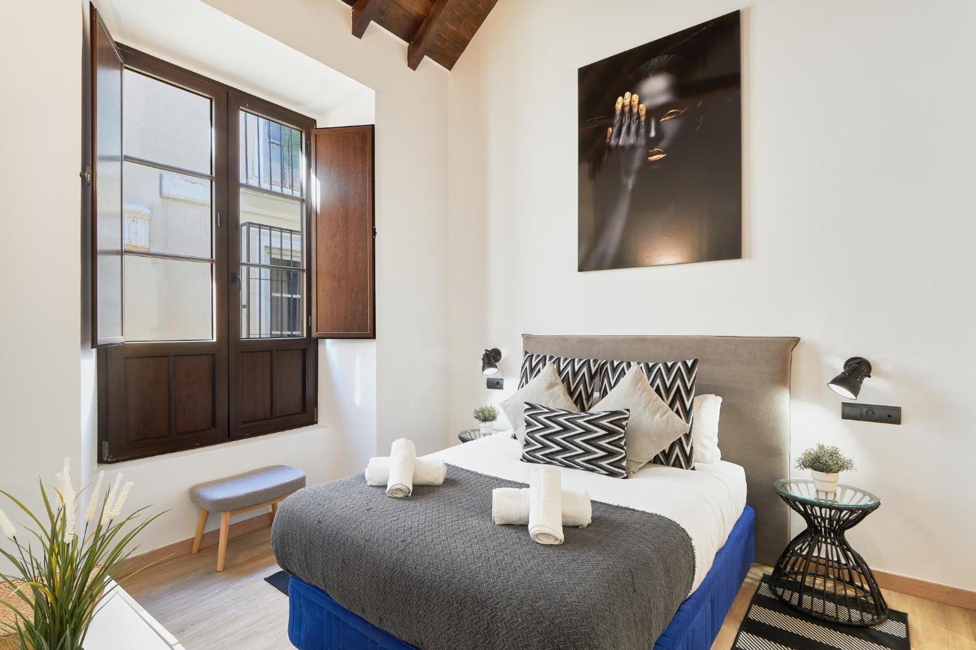 Martires Malaga Centro Apartment Ngoại thất bức ảnh
